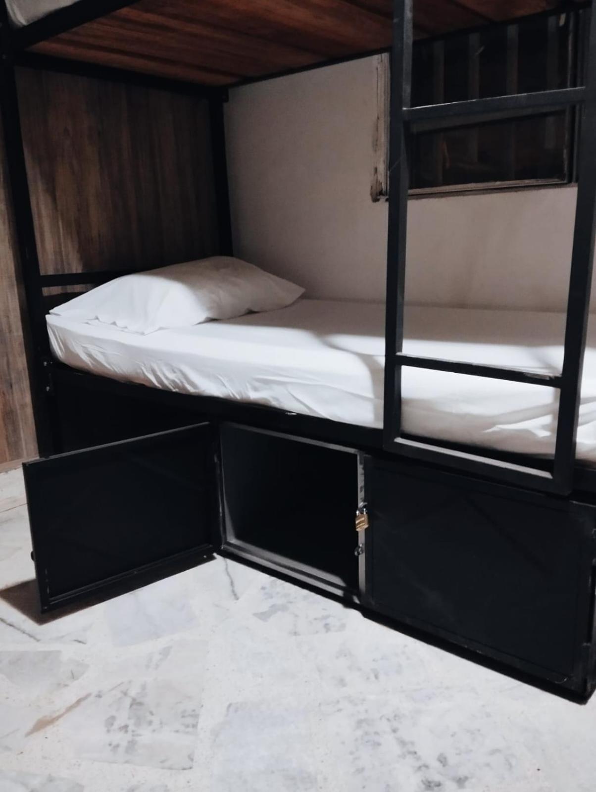 Hostal El Mohan เนย์บา ภายนอก รูปภาพ